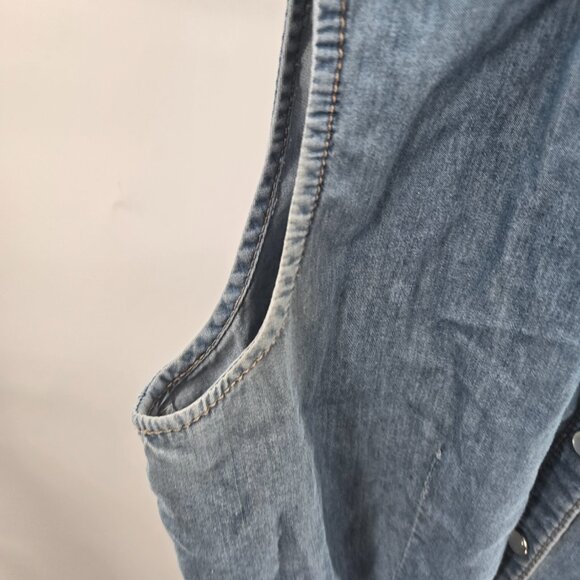 Forever 21 Blue 100% Cotton Denim Snap Pearl Tie Front Vest Medium - Picture 5 of 15